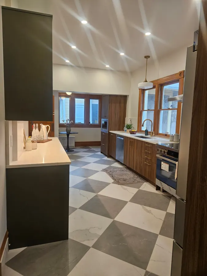 Kitchen remodel by Designs to Reality SLC in the Salt Lake City area